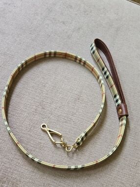 Burberry Dog Leash Medium Check, 100% Leather